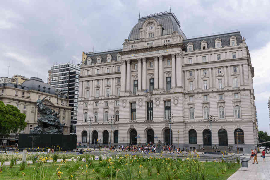 Argentina - Buenos Aires 037 - San Nicolás - centro cultural Kirchner.jpg